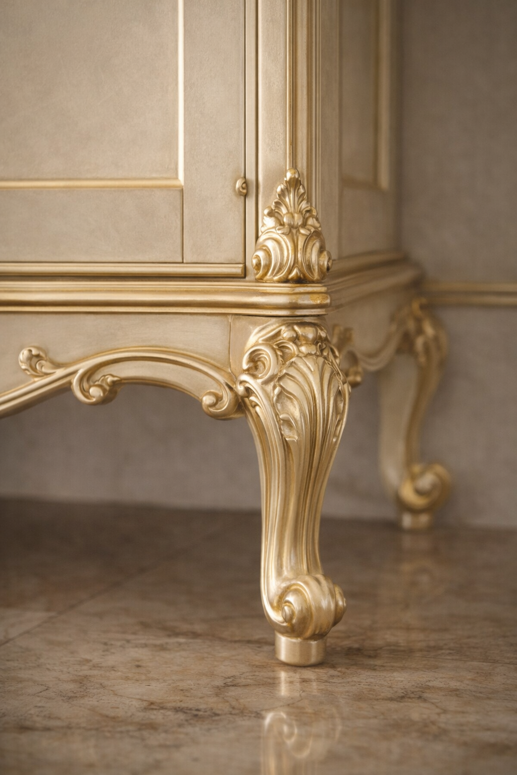 VERSAILLES INSPIRED HANDCARVED GOLD LEAF LUXURY SHOWCASE CABINET AND TELEVISION CONSOLE - Image 7